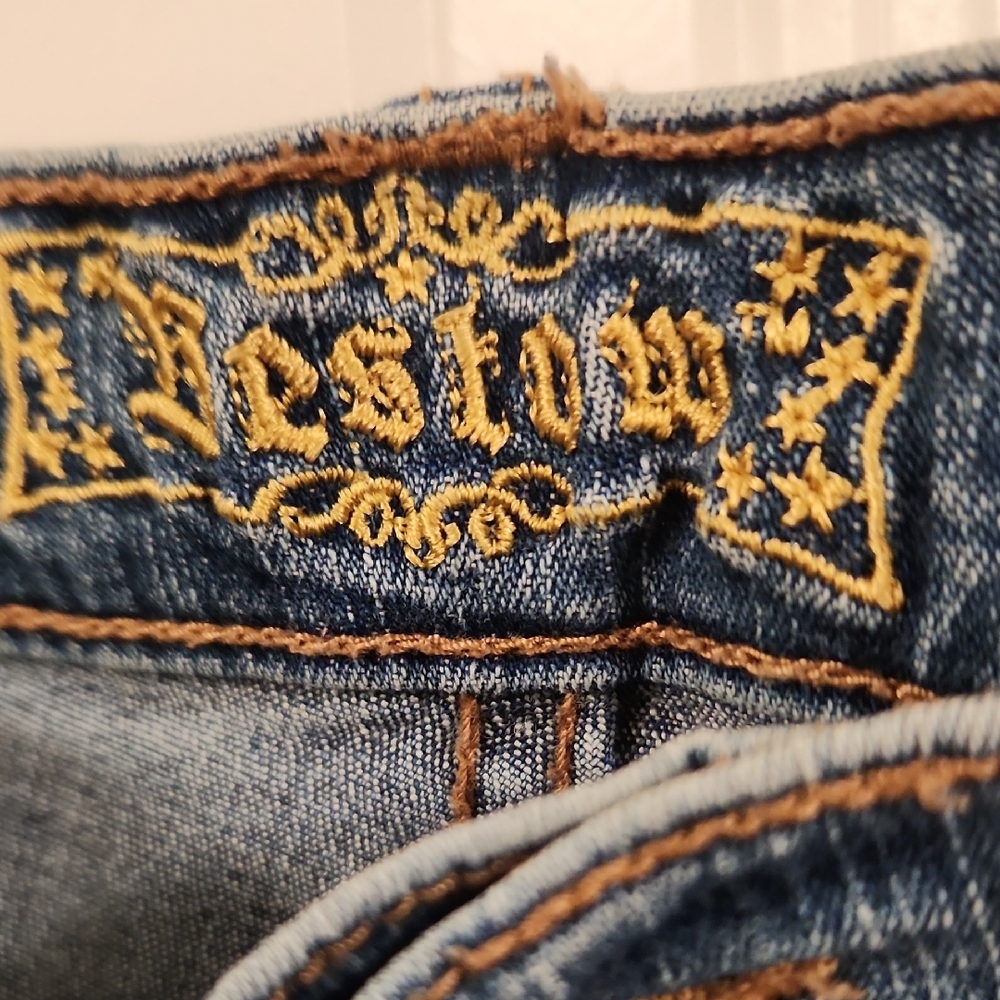 Blue Straight Leg Jeans with Subtle Fading ALL CLOTHING 4 FOR 15!!!! - Picture 2 of 6